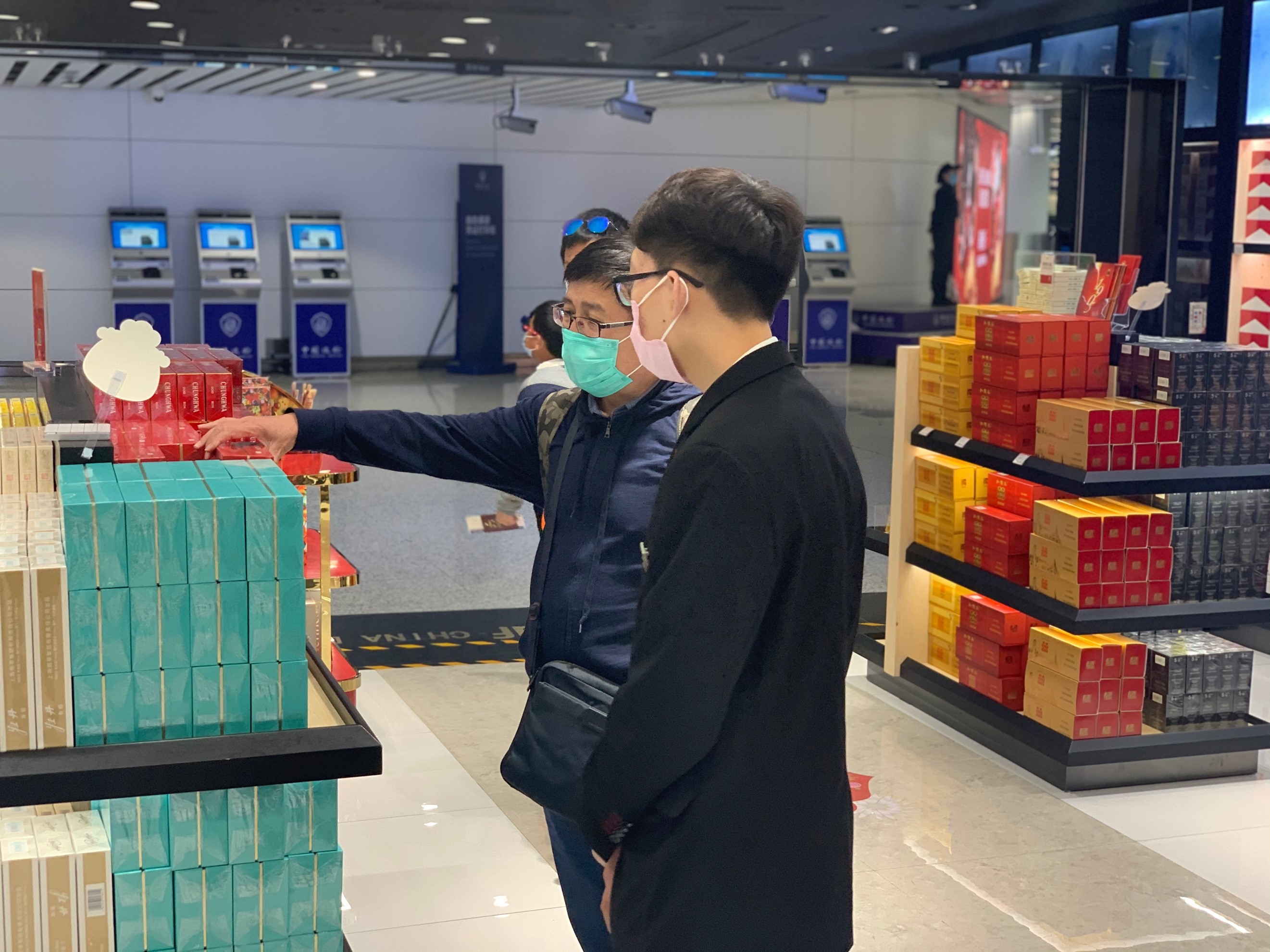 【中國免稅人在行動?黨員先鋒篇】之二： 不忘初心，凝心聚力——中免黨員抗擊疫情，發(fā)揮黨員先鋒模范作用